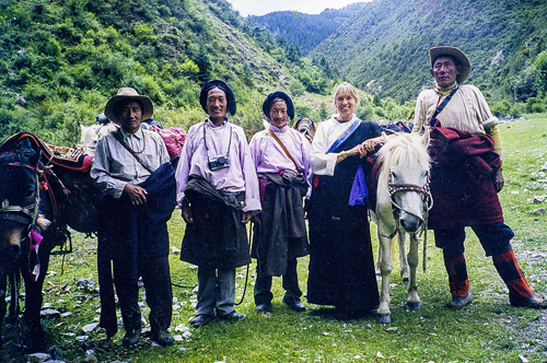 Diane Barker British Photograher Images Of Tibet and Tibetans