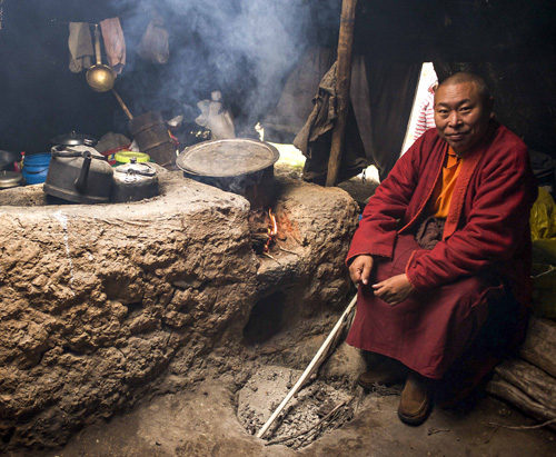 Diane Barker British Photograher Images Of Tibet and Tibetans